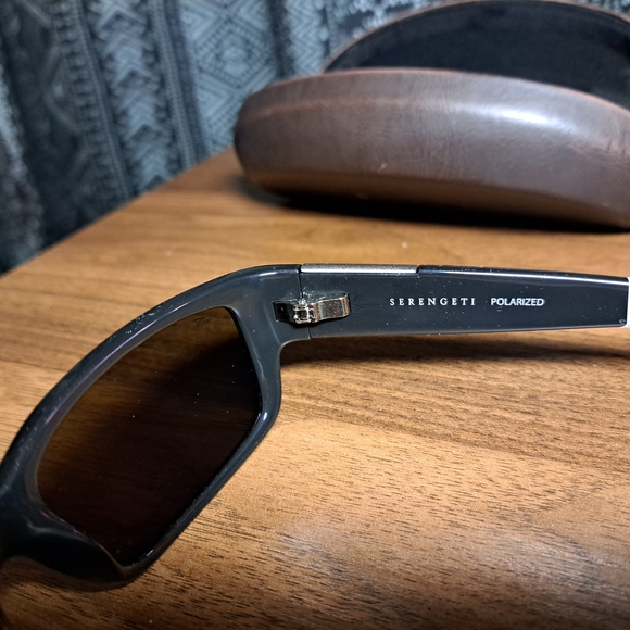 Serengeti Polarized Sunglasses - Picture 4 of 10